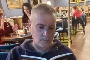 Καλημέρα με... διάβασμα ο Τσίκινης!