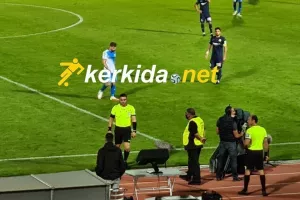 Πέναλτι στον Νταμπό μέσω on field review ο Κουμή