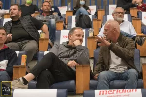"Παρών, Τσόρνιγκερ και ο Γιαγκουδάκης, εσύ θα απουσιάζεις;"
