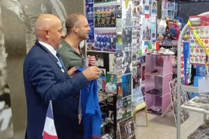 Αφιέρωμα Γάλλων στο Μουσείο Πλατινί! (φώτος)