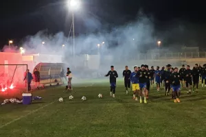 "Respect  στο ιστορικό γειτονικό σωματείο"