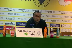 Σακκάς: "Μπορούμε να πάρουμε βαθμούς με ΑΕΚ, Ανόρθωση και Ομόνοια"