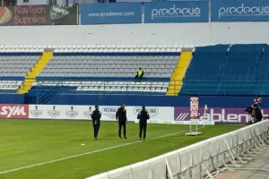Στο γήπεδο οι ρεφ του ντέρμπι