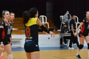 Πάει τρένο η Ε.Ν.Α.ΑΘ στη Β΄ Γυναικών