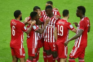 Φουλ για τους «16» οι Πειραιώτες!