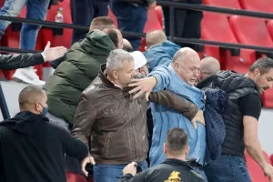 Βόλος-Άρης: Καρέ-καρέ τα επεισόδια
