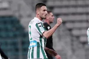 Με μοναδικό σέντερ φορ τον Μακέντα κόντρα στον Παναιτωλικό
