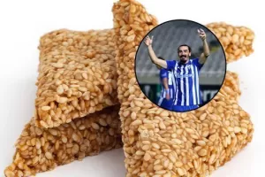 ΦΩΤΟ/Τρολάρει ο Χριστοδουλόπουλος - "Παστέλι ο Λάζαρος"!