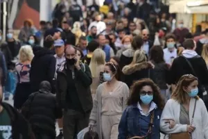Μπλόκο σχεδόν παντού στους ανεμβολίαστους-Νέα μέτρα στην Ελλάδα