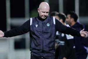 Το VAR... άλλαξε την απόφαση του Μπεργκ!