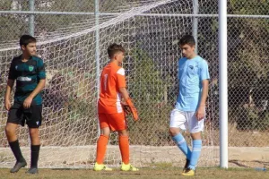 (Φωτορεπορτάζ) Κ15 Πάφος FC - Ολυμπιακός