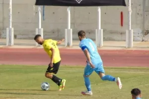 ΦΩΤΟΣ/Συνεχίζει πρώτη και αήττητη
