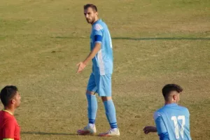 ΦΩΤΟΣ/Συνεχίζει πρώτη και αήττητη