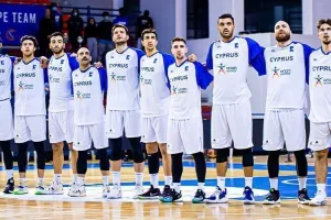 Η απαξίωση δεν βοηθάει...