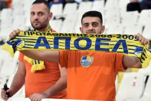 (ΦΩΤΟΣ/ΑΠΟΕΛ-ΑΕΛ) Ο κόσμος στο ΓΣΠ 