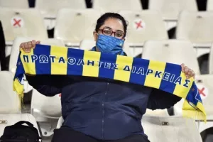 Το "αιώνιο" στις εξέδρες/ΦΩΤΟΡΕΠΟΡΤΑΖ
