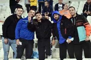 Το "αιώνιο" στις εξέδρες/ΦΩΤΟΡΕΠΟΡΤΑΖ