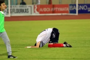 Πρώτο συναπάντημα μετά το ιστορικό… θρίλερ! (Φώτος/Βίντεο)