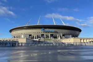 Συντριβή με μισή ντουζίνα... στην "Gazprom Arena" (Φώτος)