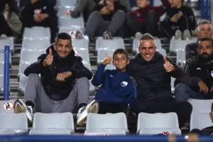 Τον "καθάρισε" με γκολάρες και "πάτησε" εξάδα! (φώτος)