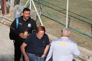 Κ19 Καρμιώτισσα-ΑΠΟΕΛ (270 φωτογραφίες)
