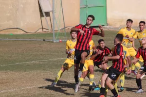 Κ19 Καρμιώτισσα-ΑΠΟΕΛ (270 φωτογραφίες)