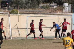 Κ19 Καρμιώτισσα-ΑΠΟΕΛ (270 φωτογραφίες)
