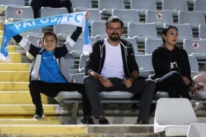 Επιστροφή και εξάδα... με Όνι Βαλακάρι! (Φώτος)