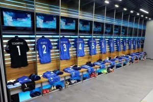 Συντριβή με μισή ντουζίνα... στην "Gazprom Arena" (Φώτος)
