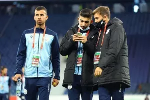 Συντριβή με μισή ντουζίνα... στην "Gazprom Arena" (Φώτος)