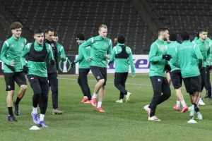 Η προπόνηση της Ομόνοιας στο βροχερό Μπακού (φώτος/βίντεο)