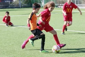 Σέντρα στα Grassoorts Mikel (ΦΩΤΟΣ/ΚΕΡΚΙΔΑ)