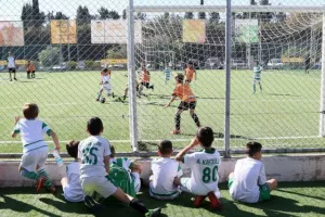 Σέντρα στα Grassoorts Mikel (ΦΩΤΟΣ/ΚΕΡΚΙΔΑ)