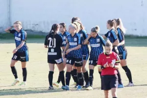Στις Apollon Ladies το Super Cup! (φώτος)