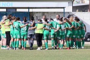 ΦΩΤΟΣ/Νίκη με 10-0 η Ομόνοια!