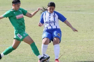 ΦΩΤΟΣ/Νίκη με 10-0 η Ομόνοια!