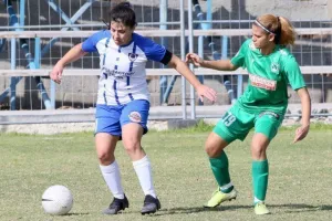 ΦΩΤΟΣ/Νίκη με 10-0 η Ομόνοια!