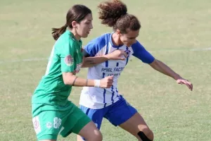ΦΩΤΟΣ/Νίκη με 10-0 η Ομόνοια!