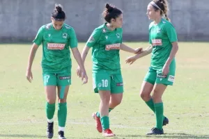 ΦΩΤΟΣ/Νίκη με 10-0 η Ομόνοια!