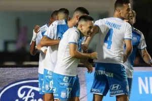 "Πύρρειος" νίκη-κορυφής, ανησυχία για Πίττα-Χάμπο! (φώτος)