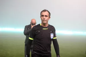 ΚΛΙΚΣ... απ' το ομιχλώδες τοπίο