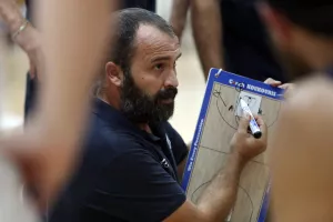 Απόλλων/Ανακοίνωσε... διαζύγιο