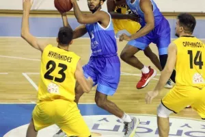 Σεφτέ με διπλό η ΕΝΑΔ (φώτος)