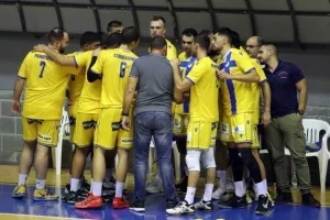 Η «αέρινη» Νέα Σαλαμίνα κέρδισε το ΑΠΟΕΛ (φώτος)