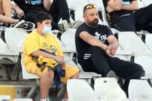 (ΦΩΤΟΣ/ΑΠΟΕΛ-ΑΕΛ) Ο κόσμος στο ΓΣΠ 