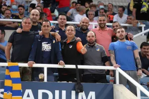 (ΦΩΤΟΣ/ΑΠΟΕΛ-ΑΕΛ) Ο κόσμος στο ΓΣΠ 