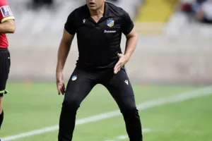 Κυρίαρχο ΑΠΟΕΛ, τριάρα στην ΑΕΛ! (φώτος) 