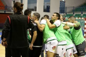 Μεγάλη νίκη με ανατροπή το ΑΠΟΕΛ στο "αιώνιο"! (φώτος)