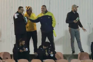 Κόλλησε... στο ΜΑΚ η ΑΕΛ! (φώτος)