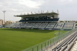 "Κτύπημα" από Παπαδόπουλος